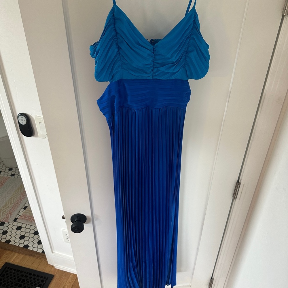 Elegant Blue Pleated Dress new with tags